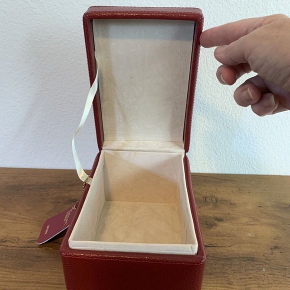 Tuscan Designs Red Leather Rectangular Jewelry Box 6.5" Length - Picture 4 of 7